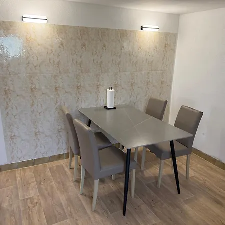 بيت ضيافة Monteurzimmer Messezimmer Ferienzimmer