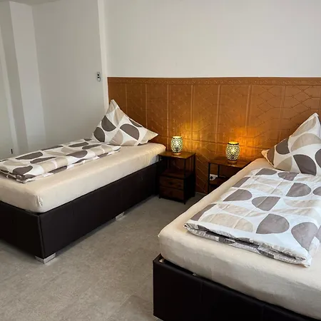 Monteurzimmer Messezimmer Ferienzimmer *