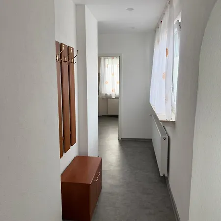 Monteurzimmer Messezimmer Ferienzimmer بيت ضيافة