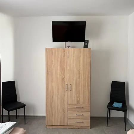 Monteurzimmer Messezimmer Ferienzimmer בית הארחה