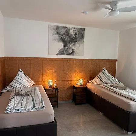 בית הארחה Monteurzimmer Messezimmer Ferienzimmer וונסטורף